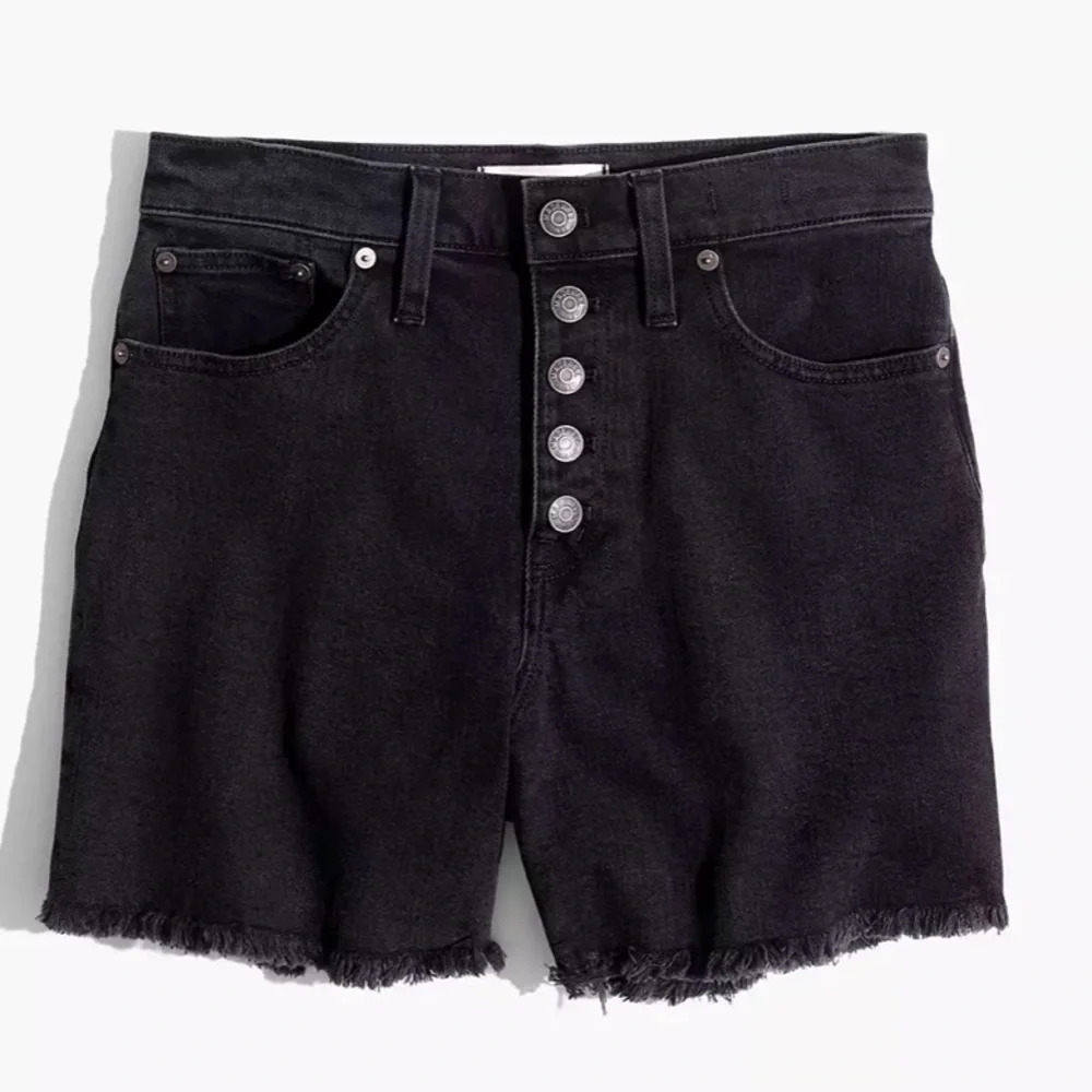 Madewell size 32 High Waist Faded Black Wash Button Fly stretch Jean shorts